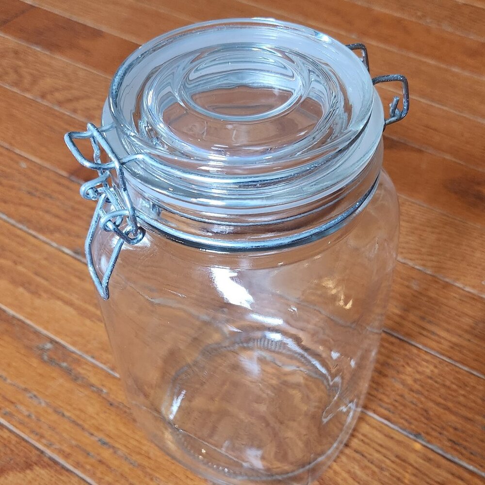 Glass Mason Jar with Latching Lid
